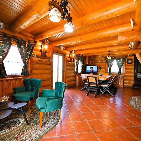 فيلا Casa De Lemn Rîşnov المظهر الخارجي الصورة